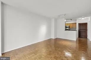 4801 Fairmont Ave, Bethesda, MD 20814 - Photo 9