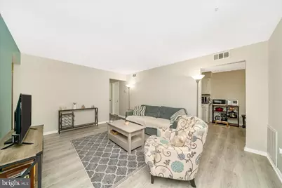 2513 McVeary Ct . #10AC, Silver Spring, MD 20906 - Photo 7