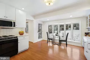 9213 Friars Rd, Bethesda, MD 20817 - Photo 11