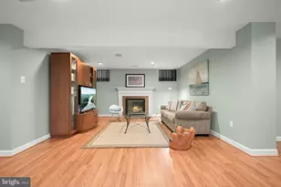 17422 Avenleigh Dr, Ashton, MD 20861 - Photo 37