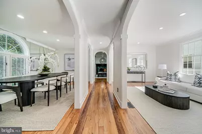 4817 Chevy Chase Boulevard, Chevy Chase, MD 20815 - Photo 11