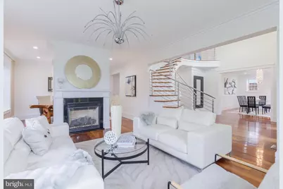 9715 Singleton Drive, Bethesda, MD 20817 - Photo 7