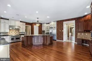 12600 Hill Creek Ln, Potomac, MD 20854 - Photo 23