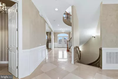 12600 Hill Creek Lane, Potomac, MD 20854 - Photo 17