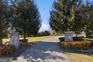 12600 Hill Creek Ln, Potomac, MD 20854 - Photo 93