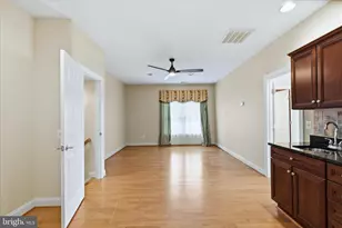 12600 Hill Creek Ln, Potomac, MD 20854 - Photo 67