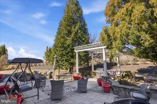 12600 Hill Creek Ln, Potomac, MD 20854 - Photo 99