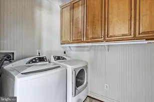 12600 Hill Creek Ln, Potomac, MD 20854 - Photo 51