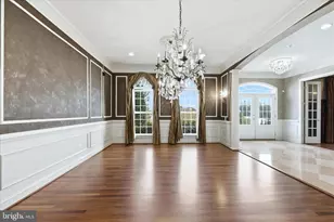 12600 Hill Creek Ln, Potomac, MD 20854 - Photo 33