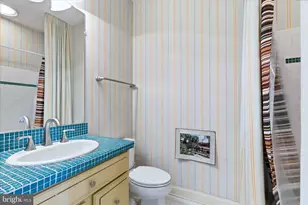 12600 Hill Creek Ln, Potomac, MD 20854 - Photo 39