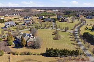 12600 Hill Creek Ln, Potomac, MD 20854 - Photo 101