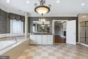 12600 Hill Creek Ln, Potomac, MD 20854 - Photo 63