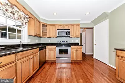 3 Pavilion Drive, Gaithersburg, MD 20878 - Photo 11