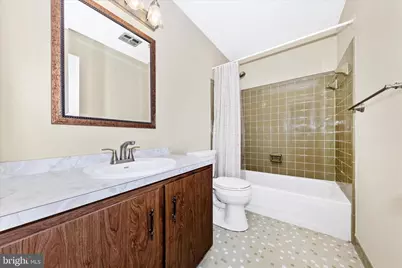 3 Pavilion Drive, Gaithersburg, MD 20878 - Photo 37