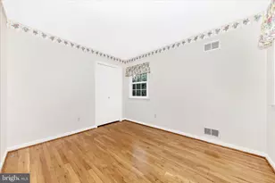 3 Pavilion Dr, Gaithersburg, MD 20878 - Photo 33