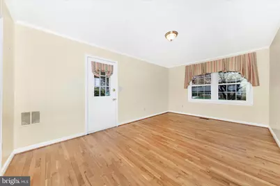 3 Pavilion Drive, Gaithersburg, MD 20878 - Photo 17