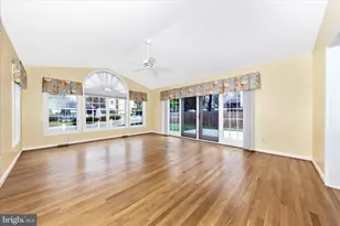 3 Pavilion Dr, Gaithersburg, MD 20878 - Photo 21