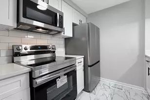 18413 Bishopstone Ct, Gaithersburg, MD 20886 - Photo 5