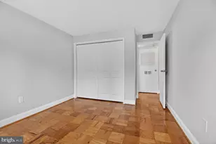 10428 Rockville Pik, Rockville, MD 20852 - Photo 9