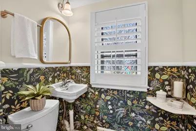 8515 Rosewood Drive, Bethesda, MD 20814 - Photo 11