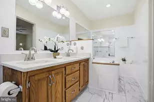 4517 Morningwood Dr, Olney, MD 20832 - Photo 23