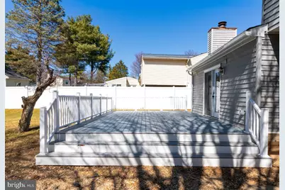 19832 Chesley Knoll Drive, Gaithersburg, MD 20879 - Photo 9