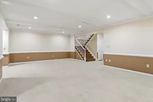 16 Maplewood Park Ct, Bethesda, MD 20814 - Photo 29