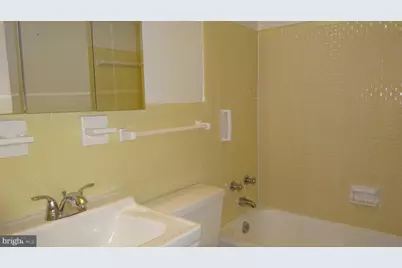 10201 Grosvenor Place #908, Rockville, MD 20852 - Photo 7