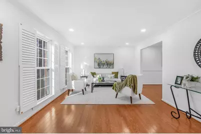 4609 Thornhurst Drive, Olney, MD 20832 - Photo 5