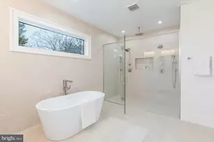 7113 Fairfax Rd, Bethesda, MD 20814 - Photo 31