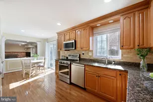 12608 Lincolnshire Dr, Potomac, MD 20854 - Photo 19