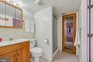 12608 Lincolnshire Dr, Potomac, MD 20854 - Photo 49