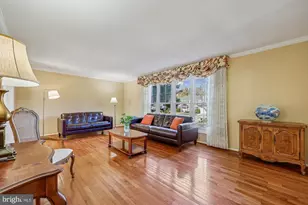 12608 Lincolnshire Dr, Potomac, MD 20854 - Photo 11