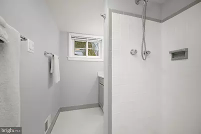 9809 Holmhurst Road, Bethesda, MD 20817 - Photo 23