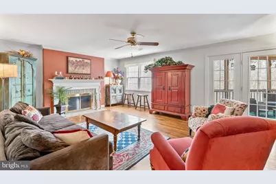 22109 Creekview Drive, Gaithersburg, MD 20882 - Photo 13