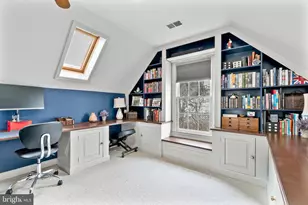 22109 Creekview Dr, Gaithersburg, MD 20882 - Photo 29