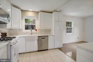 5370 Pooks Hill Rd, Bethesda, MD 20814 - Photo 7