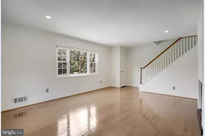 5370 Pooks Hill Road #301-53, Bethesda, MD 20814 - Photo 3