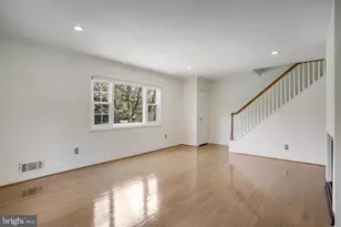 5370 Pooks Hill Rd, Bethesda, MD 20814 - Photo 3