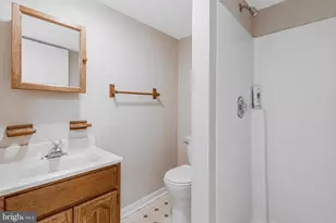 7512 Epsilon Dr, Rockville, MD 20855 - Photo 29