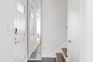 6721 Kenwood Forest Ln, Chevy Chase, MD 20815 - Photo 3