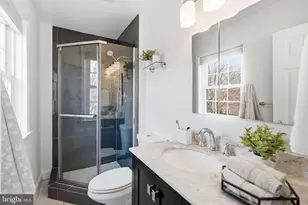 6721 Kenwood Forest Ln, Chevy Chase, MD 20815 - Photo 13