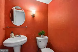 7620 Mary Cassatt Dr, Potomac, MD 20854 - Photo 15