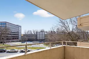 4515 Willard Ave, Chevy Chase, MD 20815 - Photo 7