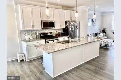 14327 Summit View Lane, Rockville, MD 20850 - Photo 3