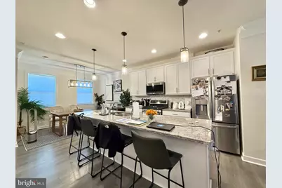 14327 Summit View Lane, Rockville, MD 20850 - Photo 5