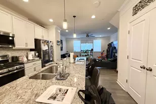 14327 Summit View Ln, Rockville, MD 20850 - Photo 21