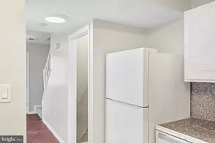 18515 Tarragon Way, Germantown, MD 20874 - Photo 5