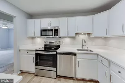 7802 Guildberry Court #201, Gaithersburg, MD 20879 - Photo 9