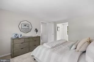 8 Seville Way, Gaithersburg, MD 20878 - Photo 17